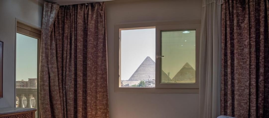Meret Palace Apartment *